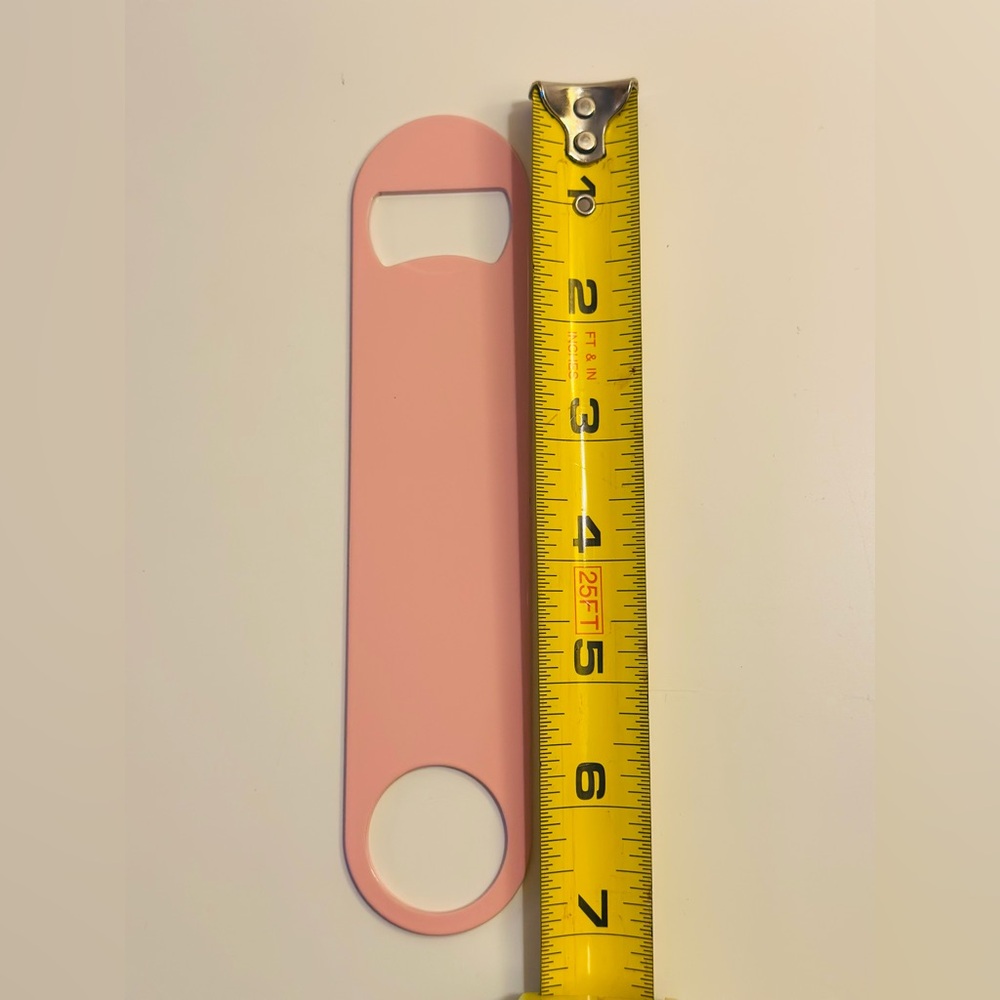 🆕🎀 Hampton Water Pink Bottle Opener - Picture 5 of 5